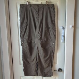 Columbia Men's Dark Brown Cargo Pants/Shorts